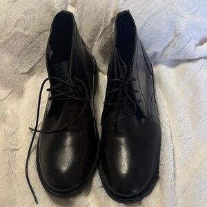 Crown Vintage Black Leather Casper Chukka Boot, Size 11 1/2
